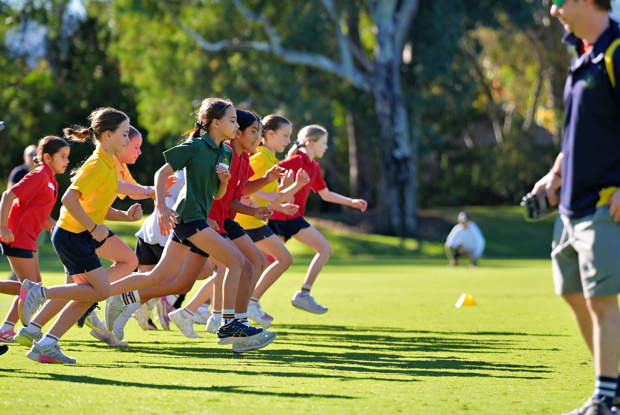 Junior School students sprint off the mark at Cross Country