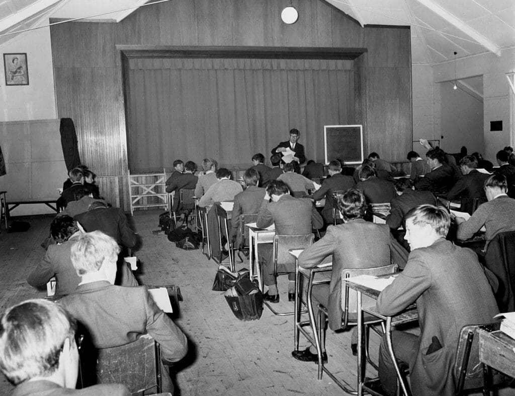 King's College students in Wright Hall