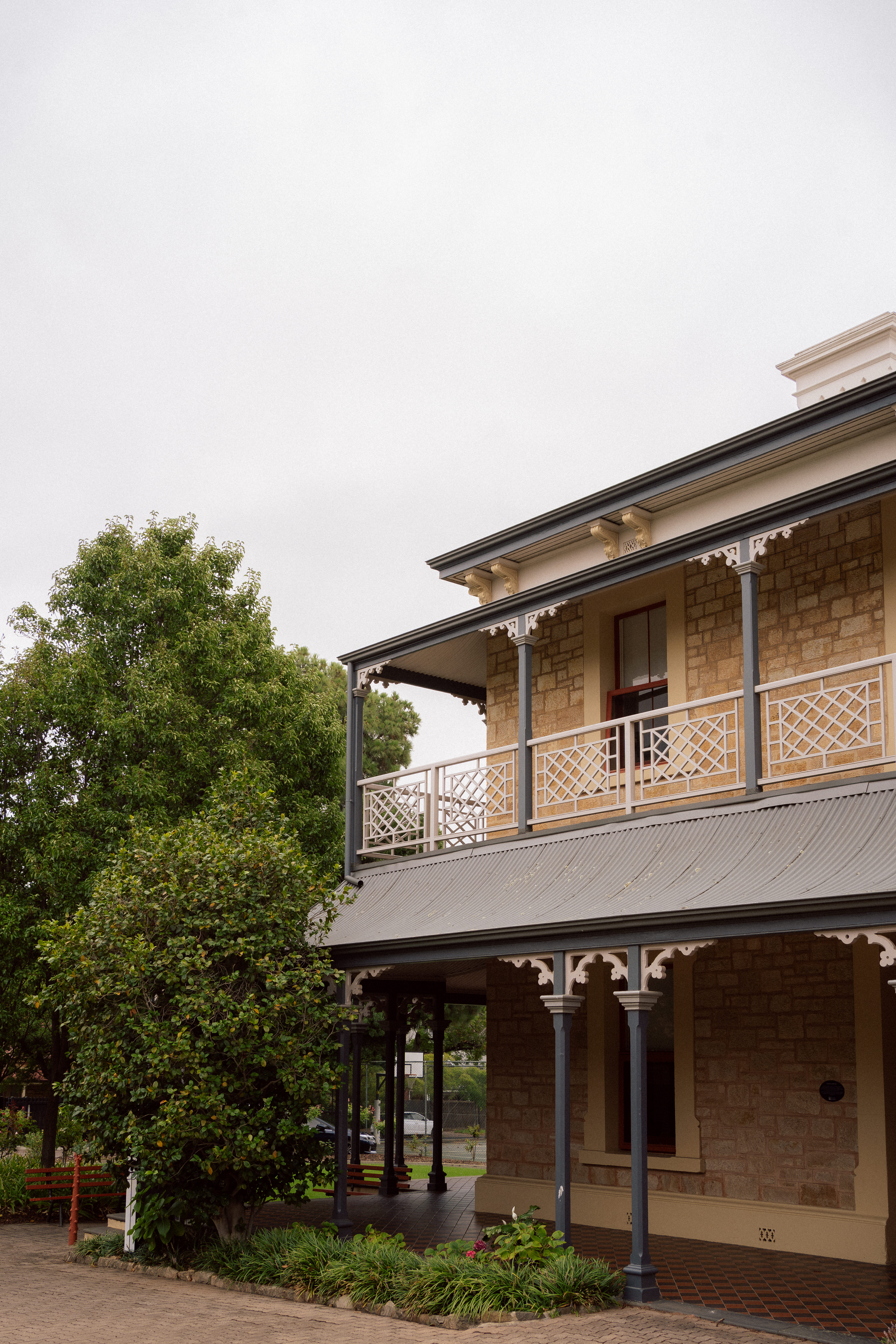 girton house building